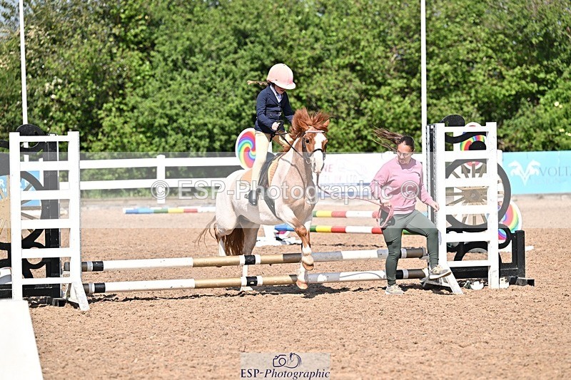 250517-101718-00666 - 40cm  LR