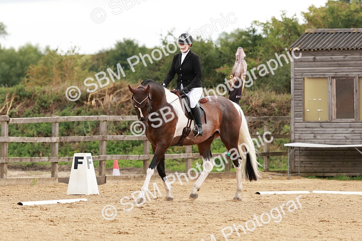 SBM_002758 - Novice 2