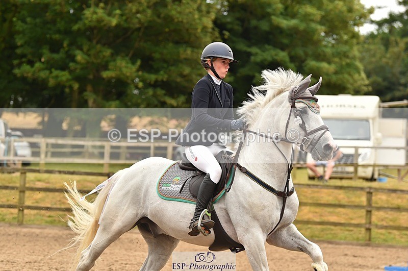 230618-141002-12861 - Cls 25 Pony Foxhunter & 1.10m Open