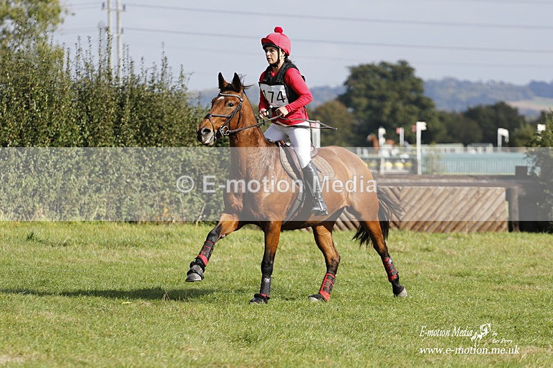  WWHT 171021 3126 - Intermediate (0.90m)  17/10/21