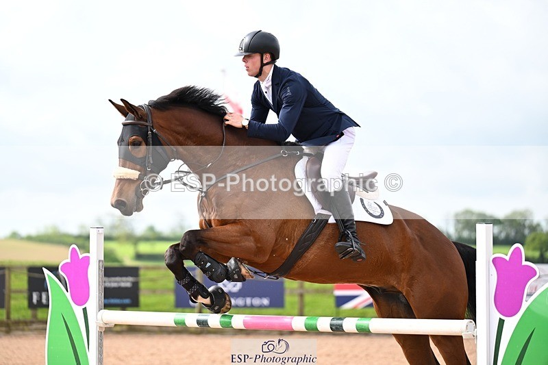 260507-100255-01382 - Cls 1 Snr Foxhunter