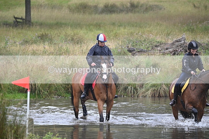 WJ7_8051 - Time at Water 11:06 to 11:21