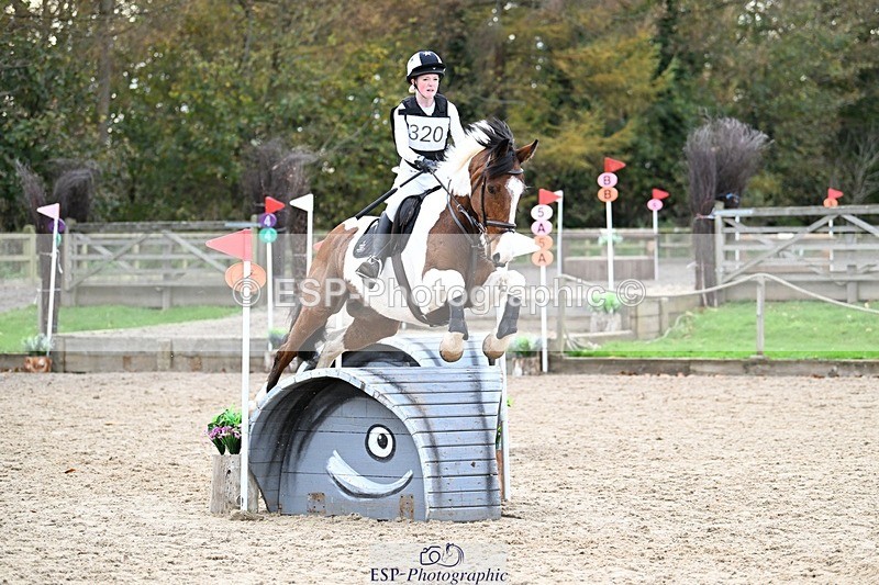 241117-140042-04373 - Cls 3 90-95cm 13.00 to 14.00