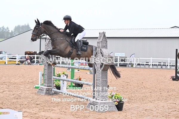 BPP_0069 - CLASS 24 SUN Redpost Equestrian Senior Foxhunter/1.20m Open