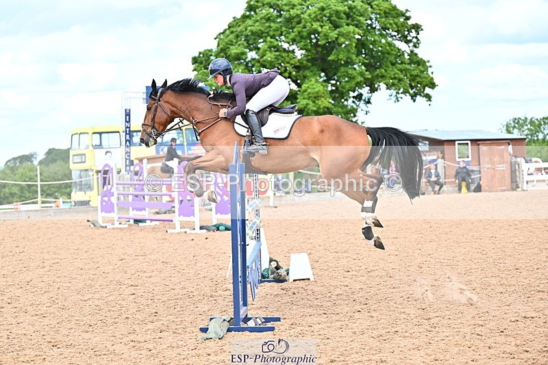 240608A-125720-02439 - Cls 4 Snr Newcomers and 1.10m Open