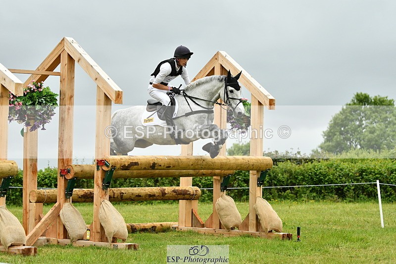 250524A-100912-08648 - A-052-Musa.Hussain-LIQUID.LUCK