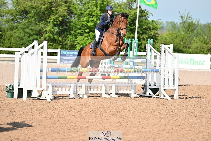 240509A-100447-00342 - Cls 1 British Novice and 90cm Open