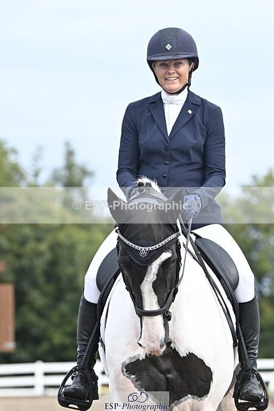 250907-111505-06560 - 077-Sarah.WallDerryroane.Lad