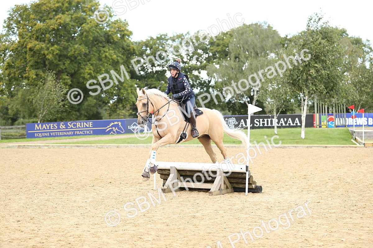 SBM_22034_E9 - Eventers Challenge 60cm Challenge - Clare Blakey