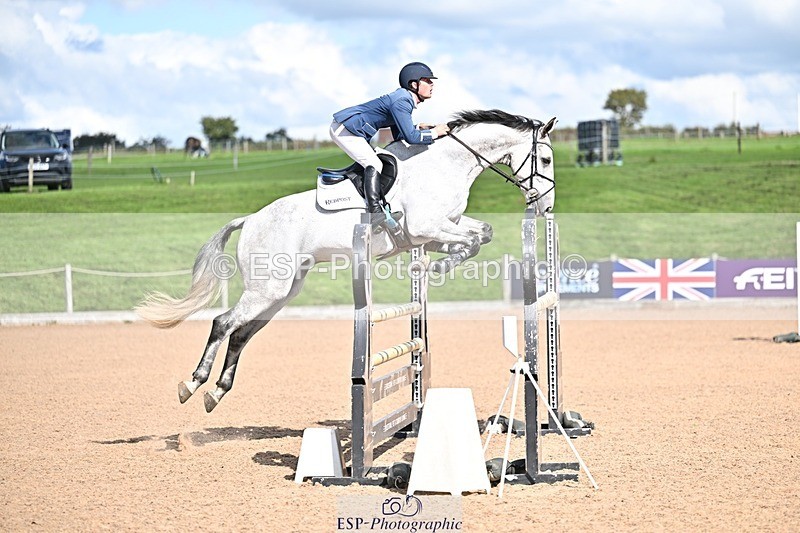 250924-134852-00461 - Cls 6 Foxhunter and 1.20m Open