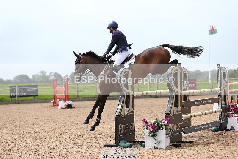 230812A-122841-08981 - Cls 32 Foxhunter