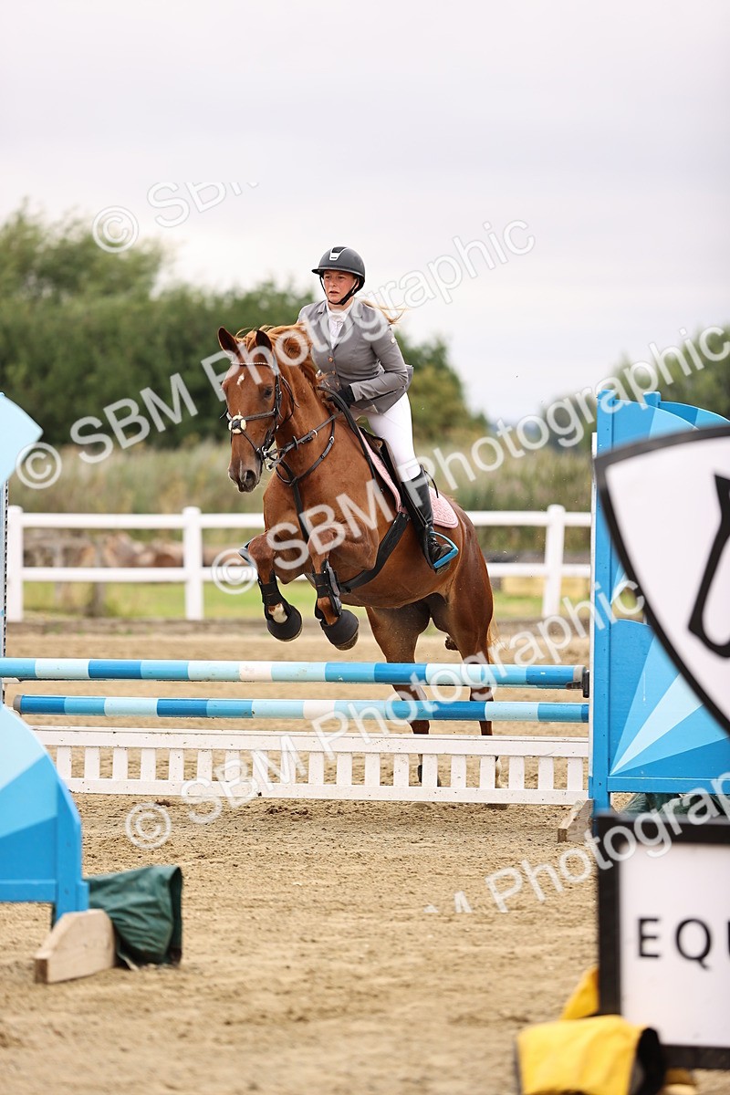 SBM_024345 - Class 8 - Clear Round