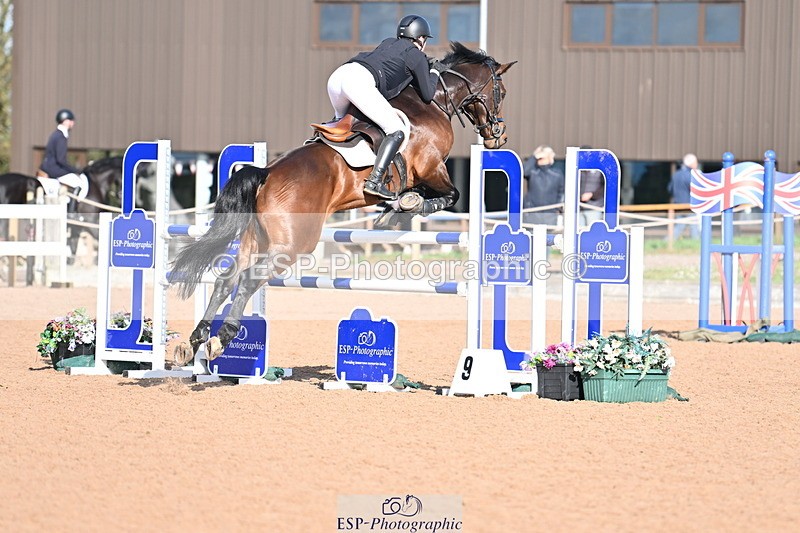 231014A-104259-04194 - Cls 18 Newcomers & 1.10m Open