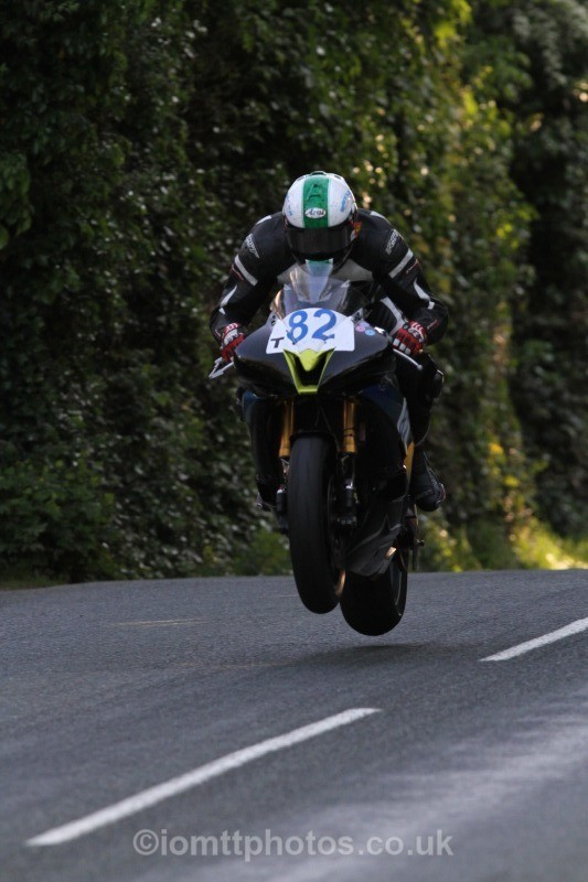 Richard McLoughlin Yamaha / mc loughlin racing - Friday Practice - Solos