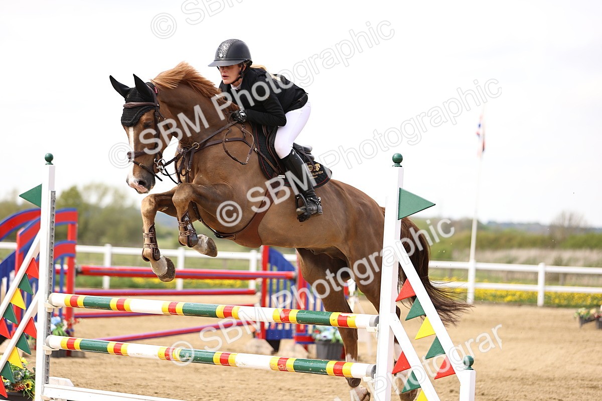 SBM_002415 - Class 11 - Senior newcomers - 1.10m