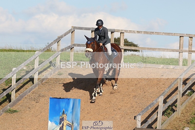 230915A-161507-03090 - Cls 6 Snr 1.05m Derby