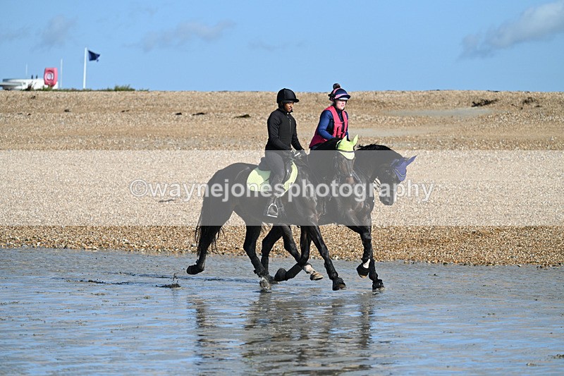 WJ7_3731 - Leigh Kelly & Jade Bennett 25-08-24