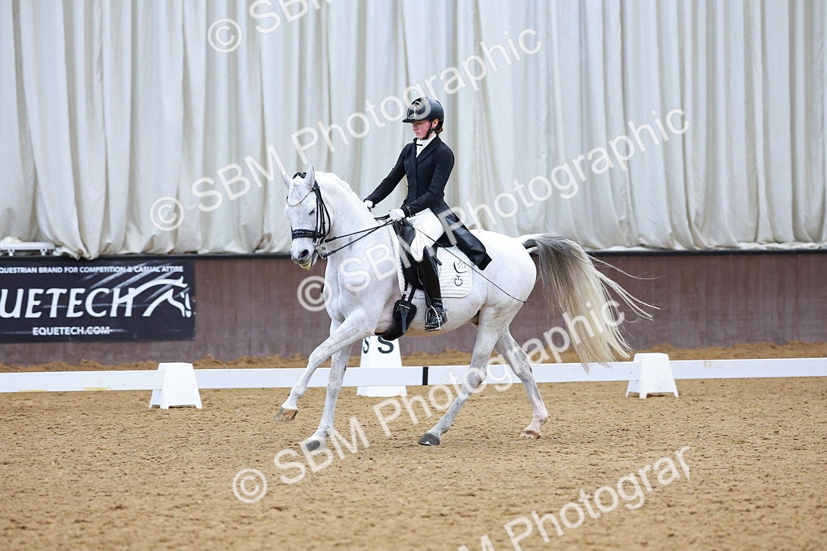 SBM_004408 - Class 17-19- FEI PSG-FEI INT