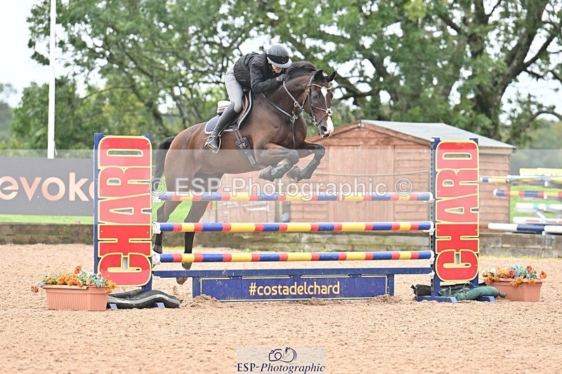 251003-134437-01197 - Cls 3 Foxhunter and 1.20m