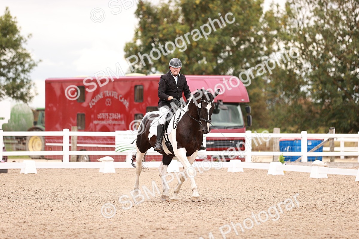 SBM_06406 - Class 37 - Novice 5