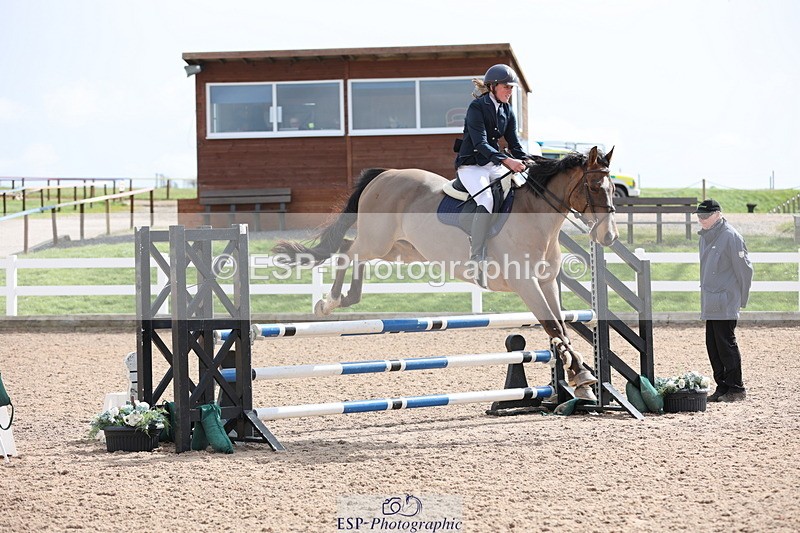 240406A-111120-02995 - Cls 20 British Novice and 90cm Open