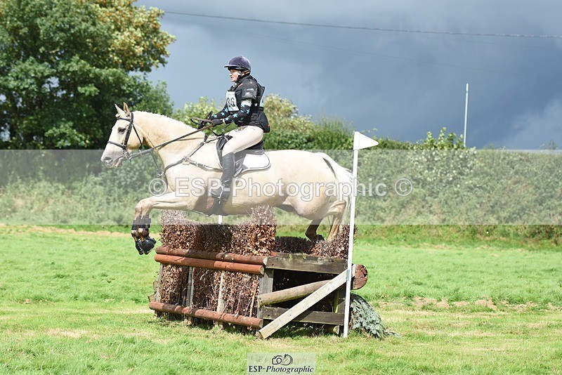 230820X-144016-4323 - BE100 XC 14.00 to 15.00 End