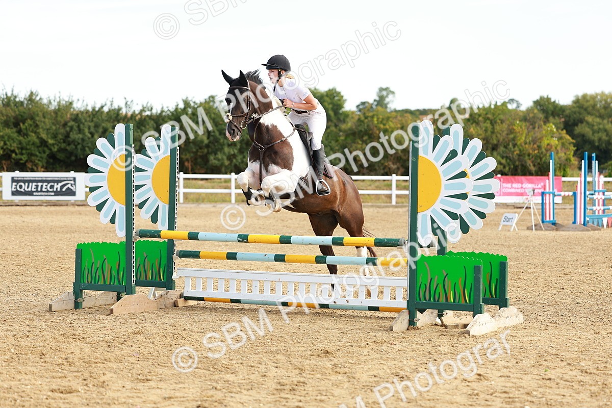 SBM_002500 - Class 9 - Senior British Novice - 90cm