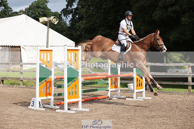 240804-102650-11060 - 351-Rupert_Batting-COOMBELAND_CEVIN