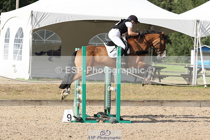 250803A-170749-17749 - S-870-Chris.Ellis-SKELWITH.BLUE.BELLE.AMOUR