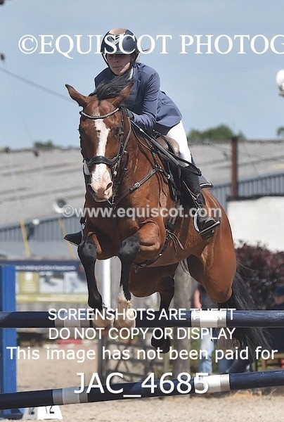 JAC_4685 - CLASS 7 Senior Foxhunter/ 1.20m Open