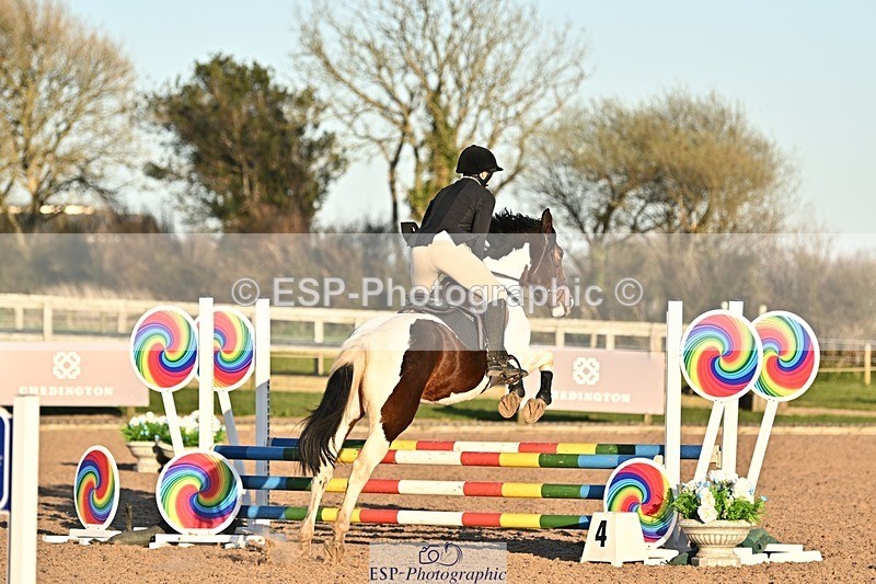 250401-184544-00776 - 80cm Classes