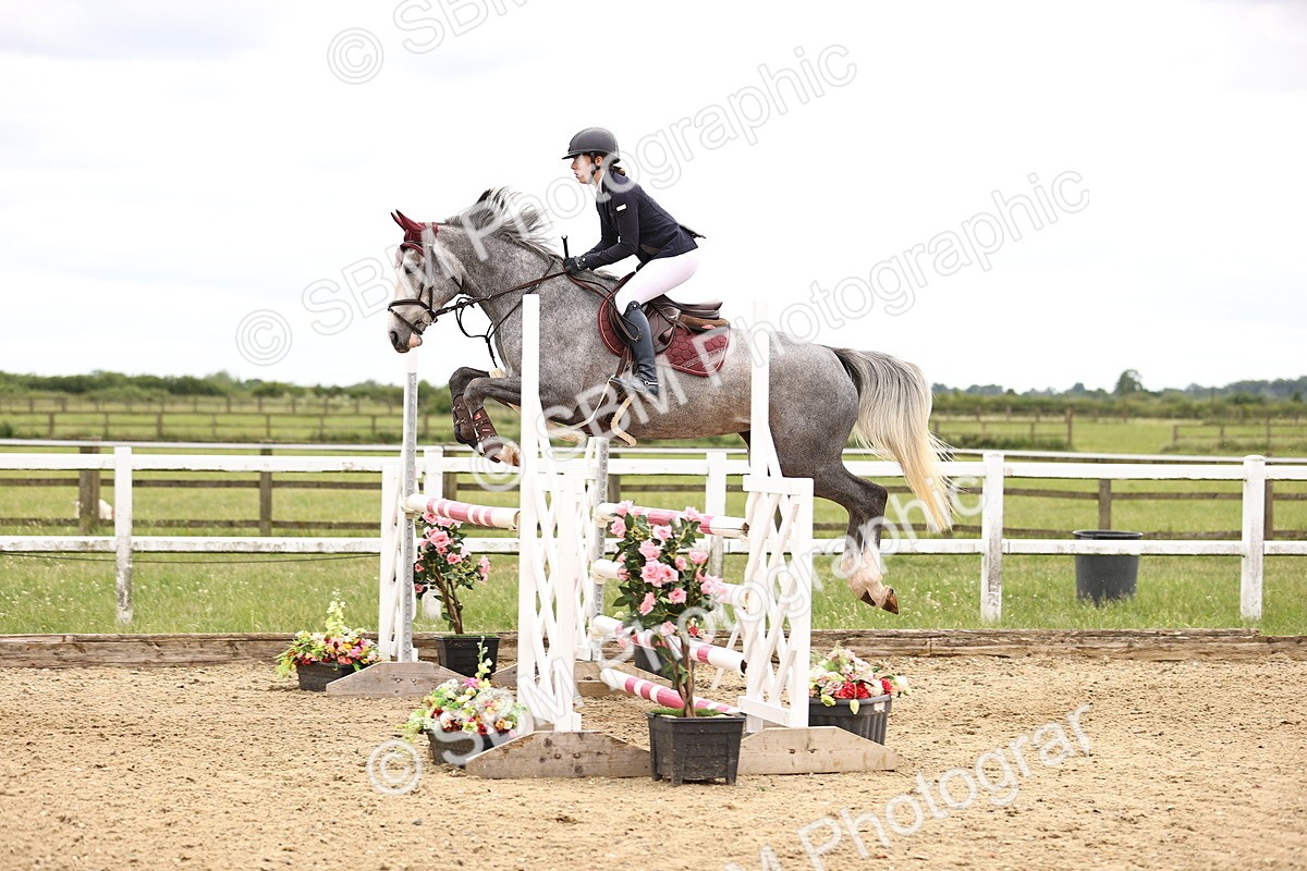SBM_007763 - Class 19 - Senior Newcomers - 1.10m