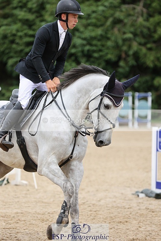 240711-152325-28892 - Cls 124 Foxhunter
