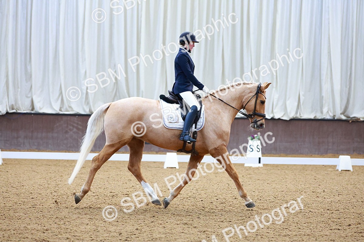 SBM_001153 - Class 18-15-16-22 - Elementary 5 Novice 5-Novice 6