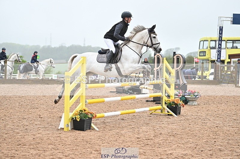 240505A-123101-05092 - Cls 4 Blue Chip Pony Newcomers & 1m Open