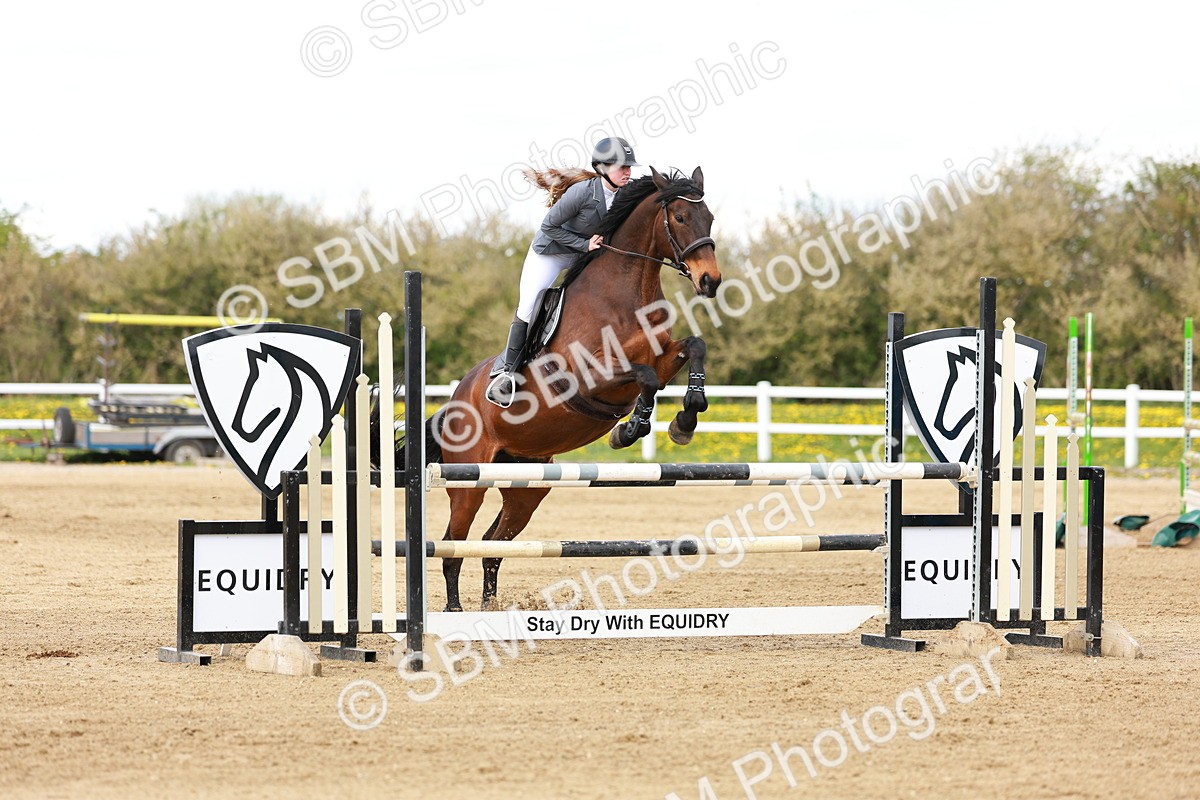 SBM_002015 - Class 4 - Senior Newcomers - 1.10m
