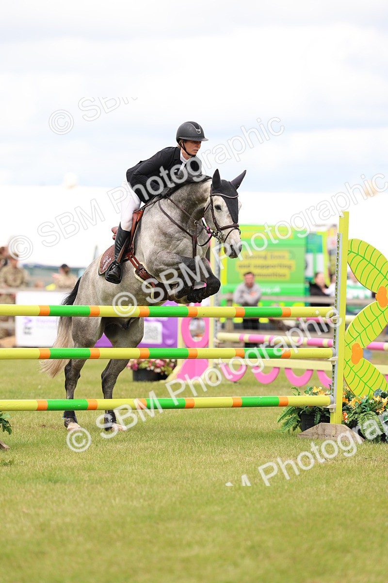 SBM_13884 - Class 206 - Senior Newcomers - 1.10m Open