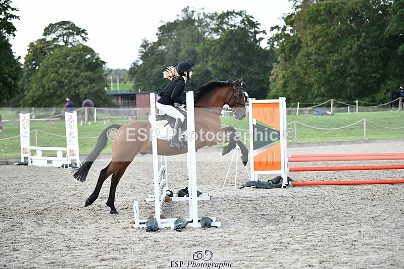 251004A-151111-01712 - Classes 8 & 9 70cm