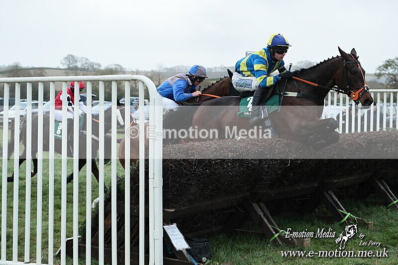PtP 130425 391 - Edgecote Races 13/04/25