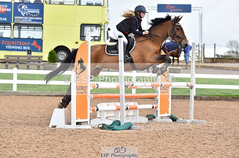 231029A-113642-03088 - Pony Newcomers & 1m Open