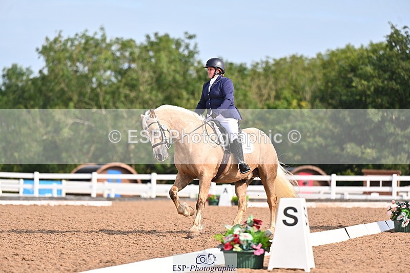 240817A-094713-06719 - 102-Chloe.Walton-Haytors.Lord.of.the.Dance