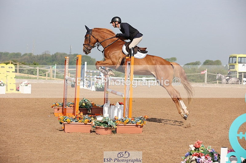 240511A-091806-11009 - Cls 32 Foxhunter