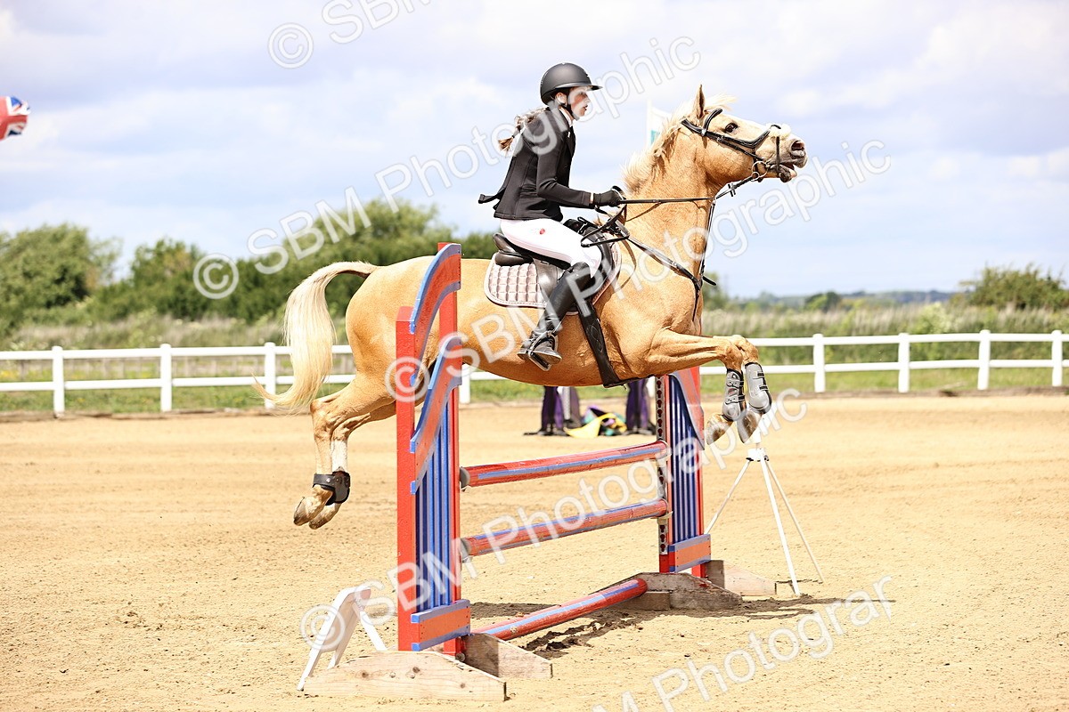 SBM_007895 - Class 3 - 90cm showjumping