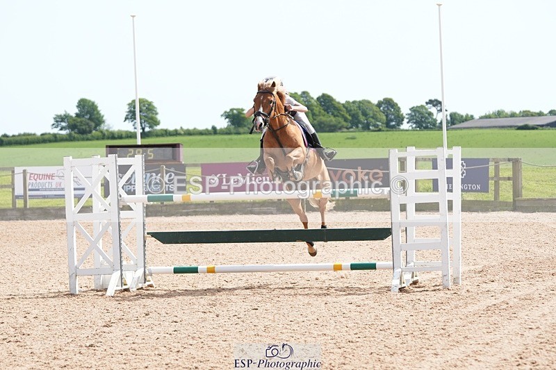 260523-152332-00760 - Cls 9 Pony Foxhunter and 1.10m Open