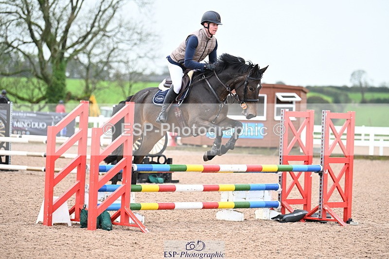 241023A-105639-00427 - Cls 1 British Novice and 90cm Open