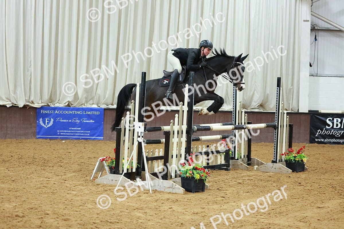 SBM_007388 - Class 19 - Senior Newcomers 1.10m