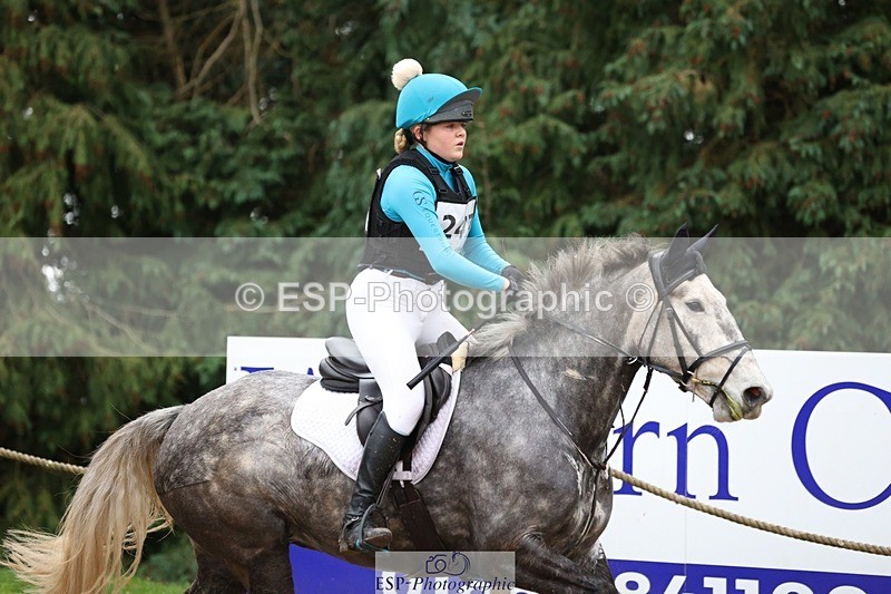 231118-142106-02239 - Cls 3 90cm