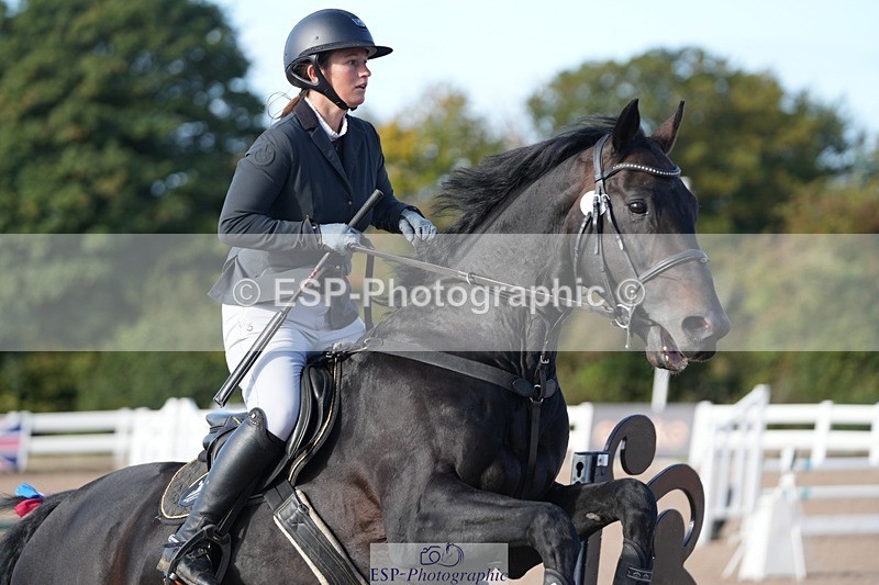 250912-094054-03422 - Cls 21 Snr British Novice and 90cm Open