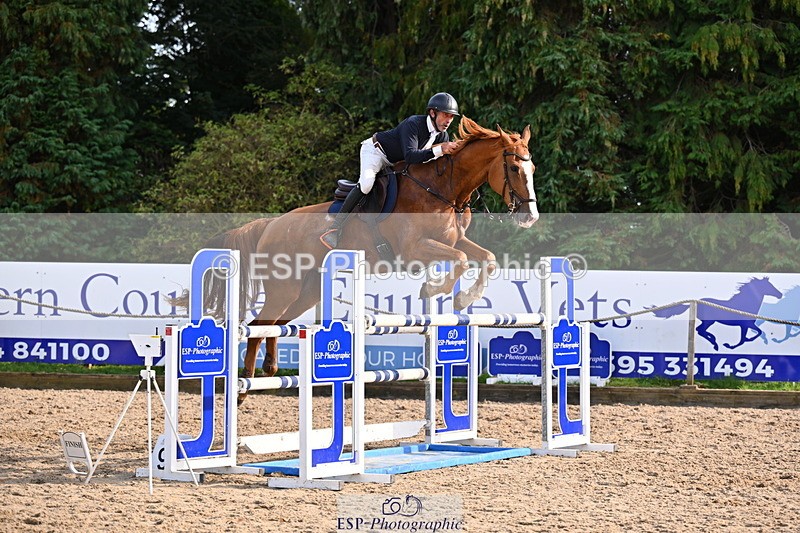 250817A-173638-05252 - Cls 24 Snr Foxhunter