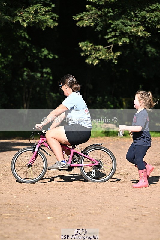 240729B-092508-01785 - Monday Stable Shots